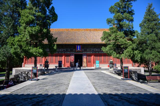 实拍北京故宫，明清时期的皇家宫殿，建筑宏伟处处尽显皇家风范