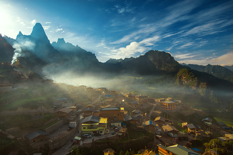 石头城、高山湖泊，最自然的风景