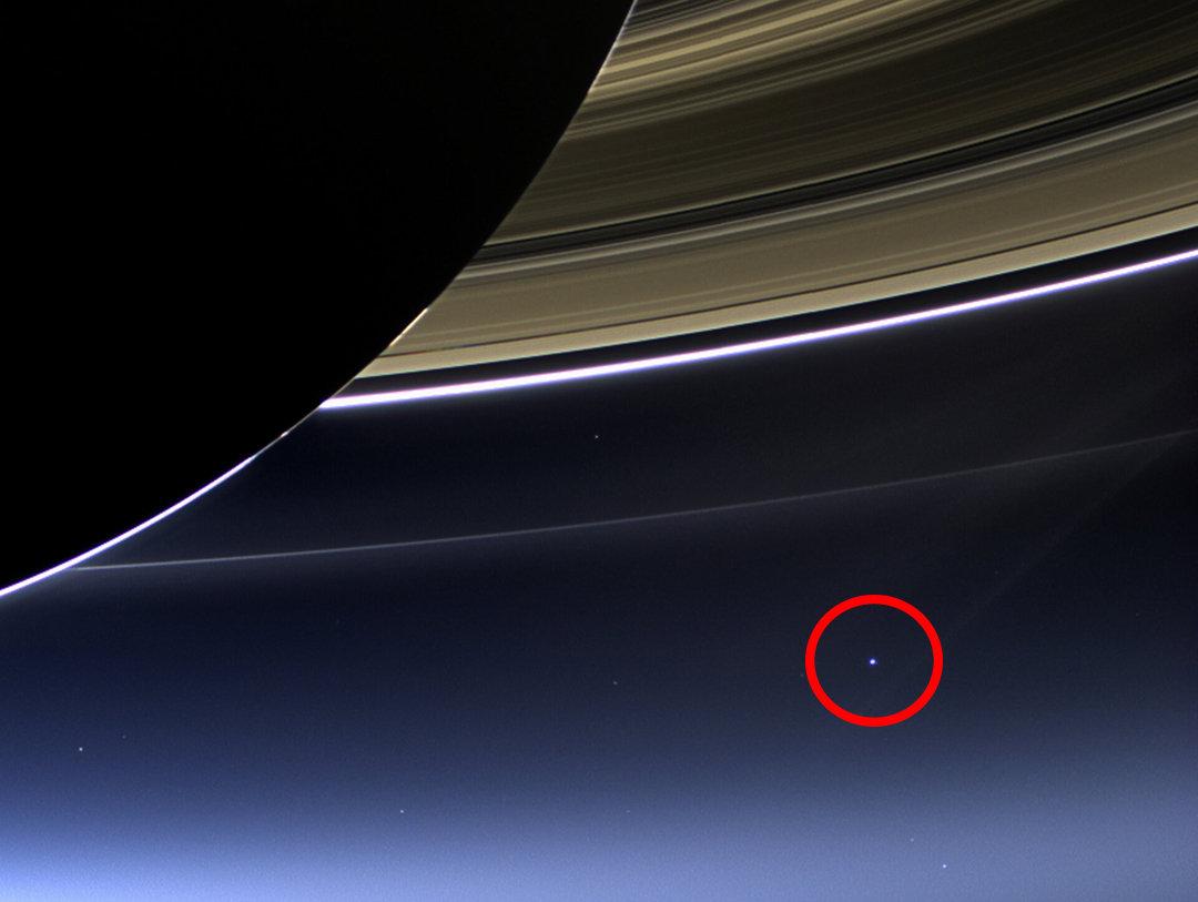 已飞224亿公里，最远人造物拍的最后一张照片，为何让人深思？