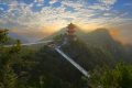 中国最神秘道观，建在1665米的悬崖上，建造者至今仍为谜