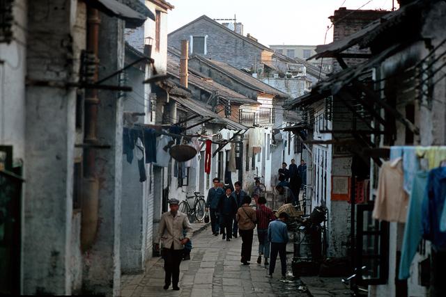 1979年的广州老照片，时光已过四十载