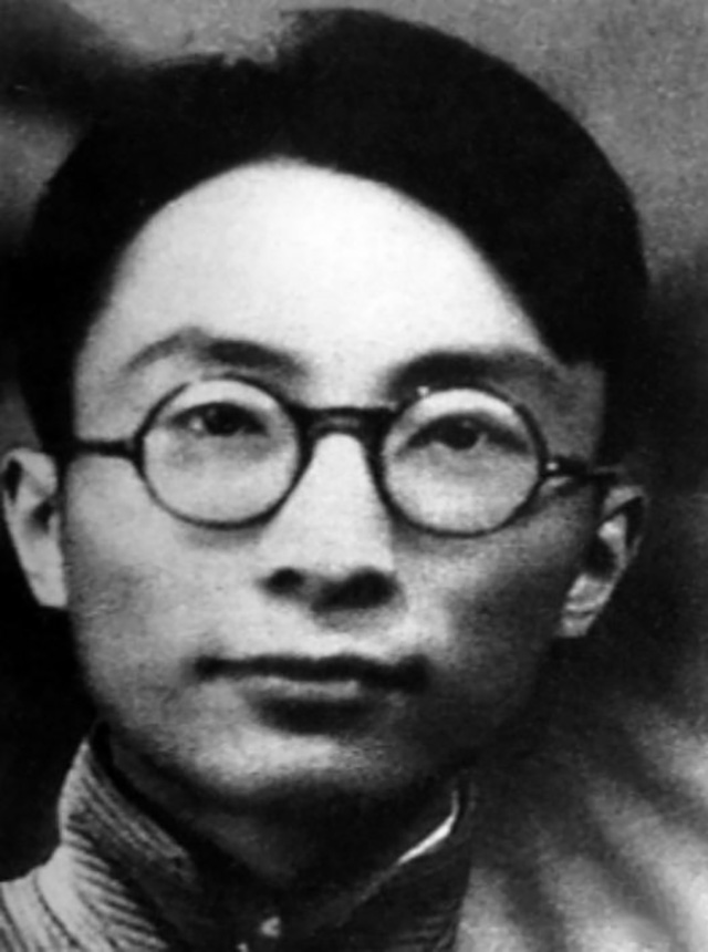 1942年出卖同志、投靠戴笠的叛徒袁晓轩，20多年后为啥还能特赦？