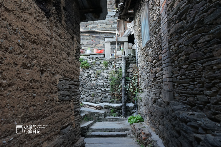 陕西最值得一去的秘境古镇，繁华过后的原始之美，时光为它凝固