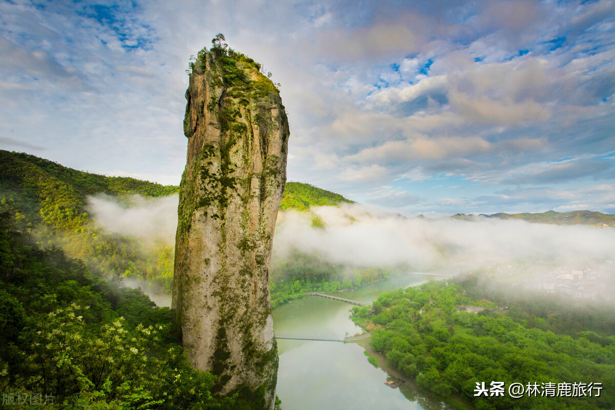 这个宛如仙境的小县城，把中国的山水诗意，演绎到了极致