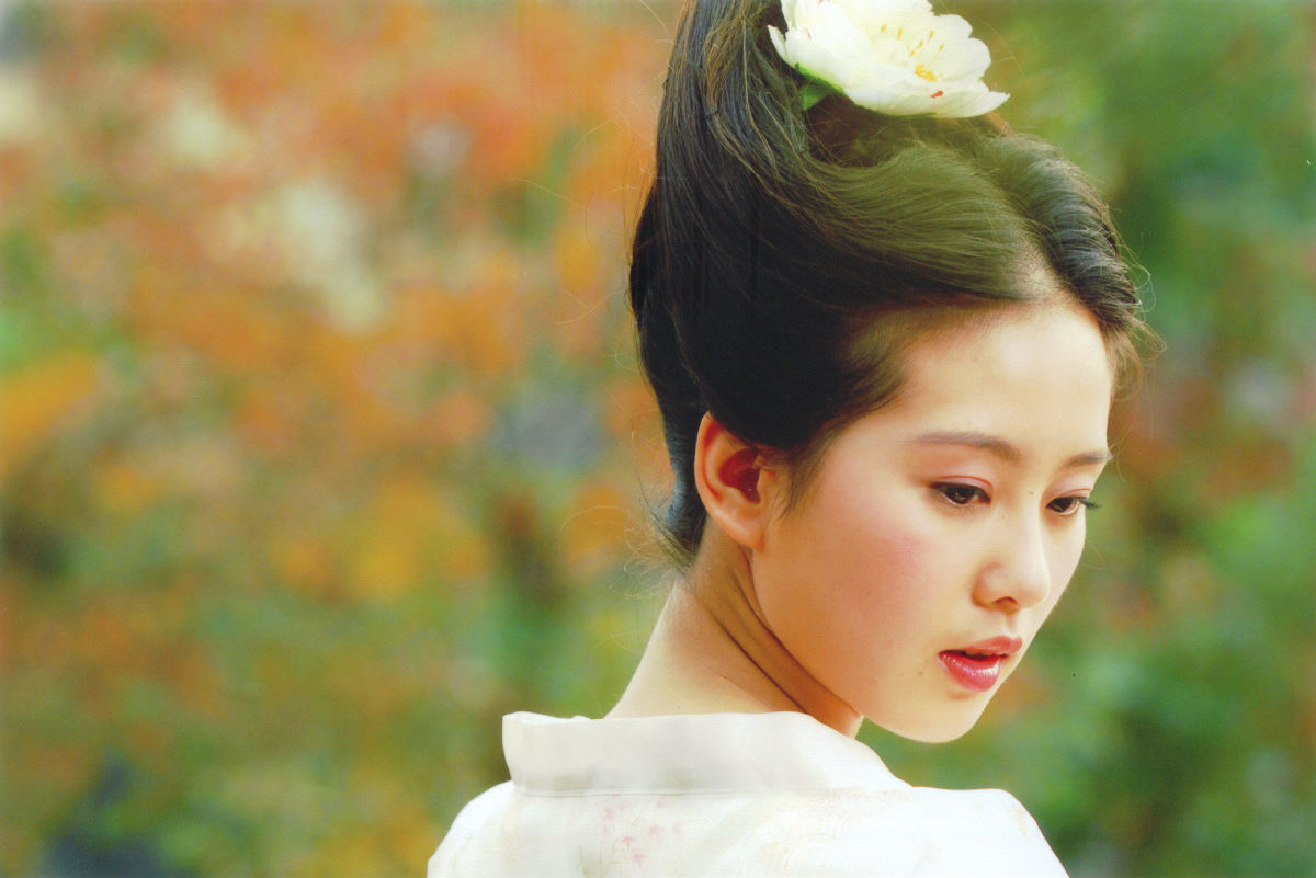刘诗诗19岁时的角色，青春灵动眼神还未呆滞，那时候的她真美啊