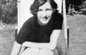 苏联女间谍玛加丽塔，接近爱因斯坦却坦白身份：25年获9封情书