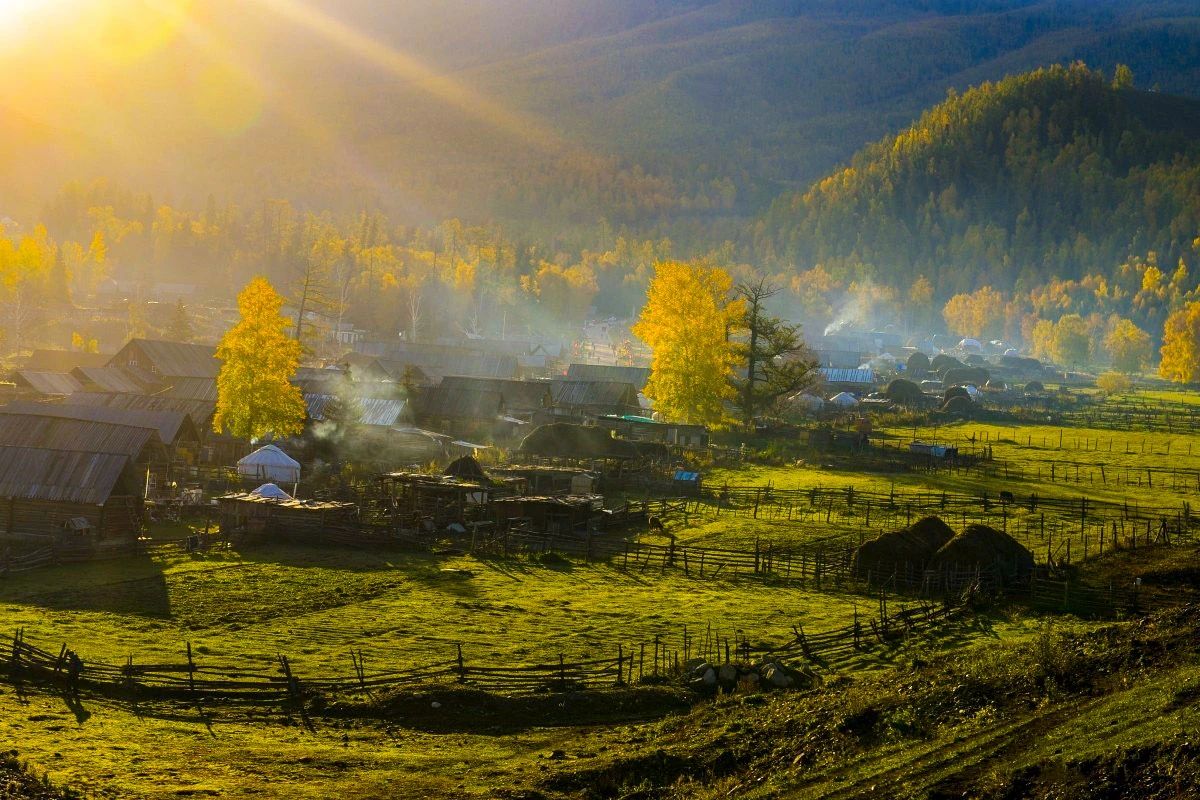 10月旅行地推荐！国内第一批绝美秋景出炉，第一个就心动……