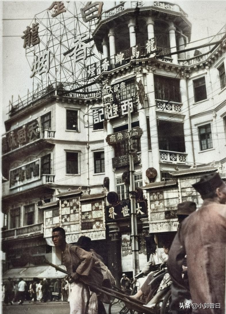 1938年镜头下的上海：四行仓库结束战斗不久，到处都是满目疮痍