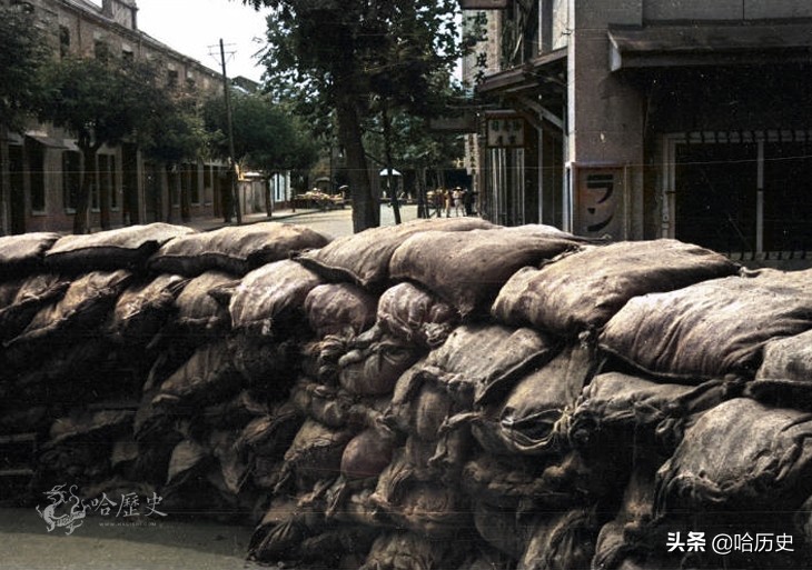 老照片：100年前武昌古城墙壮观，汉口鸦片泛滥，洪山宝塔旧影