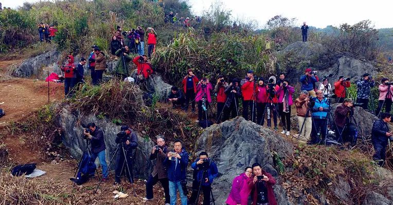 婺源有个宁静山村，拥有绝美红叶景色，是中国最具人气的赏枫地