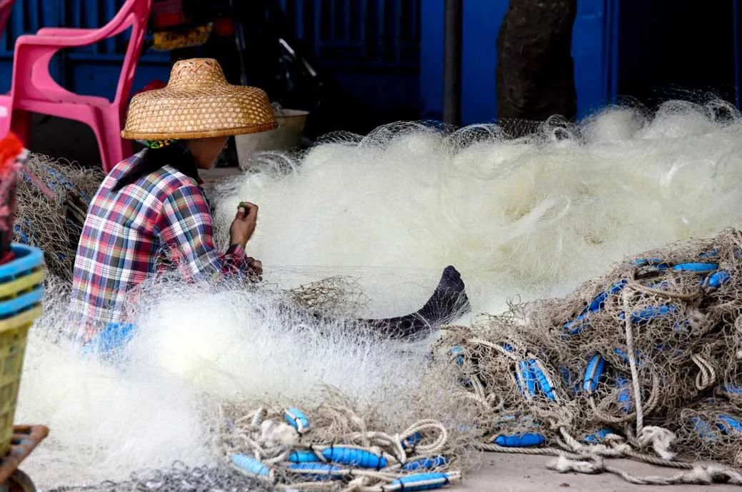 秋冬自驾不走寻常路，这12条自驾路线，每条都让人心动