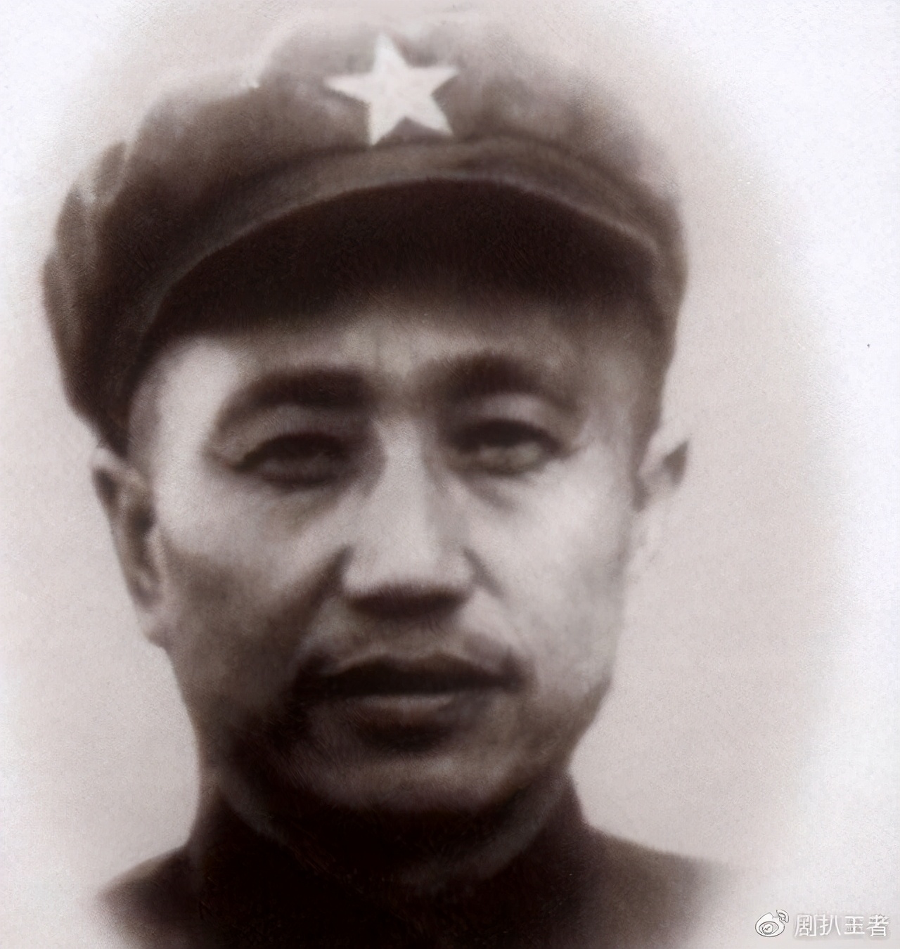 谭甫仁：本是国军俘虏，终成开国中将，60岁时牺牲于歹徒的暗杀