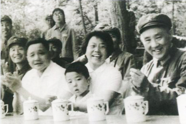 李聚奎：提出用炒面当军粮，保障志愿军的生活，1958年授上将