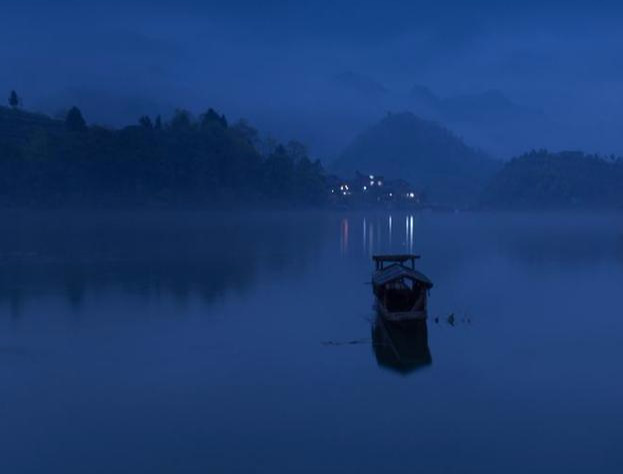 “桃李春风一杯酒，江湖夜雨十年灯”原来是一首怀友之作