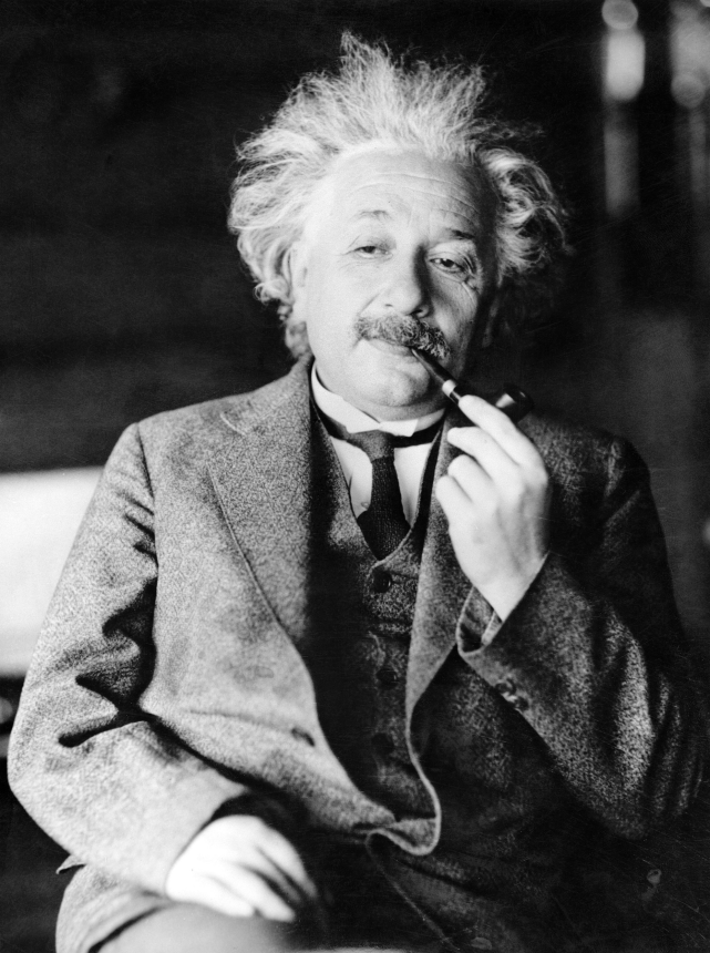 为了爱因斯坦，我们是否要继续引入更高维度