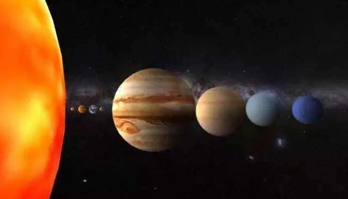 从体积上面来说，木星要比些恒星还大，为什么它没有成为恒星？