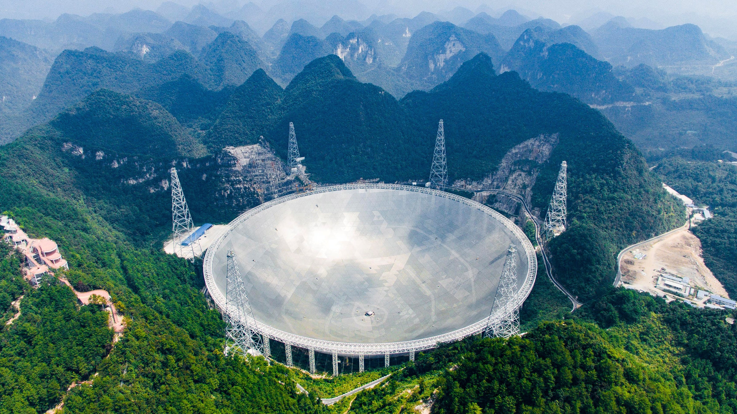中国天眼开启爆发模式！中美联手查不明外星信号，天眼一锤定音