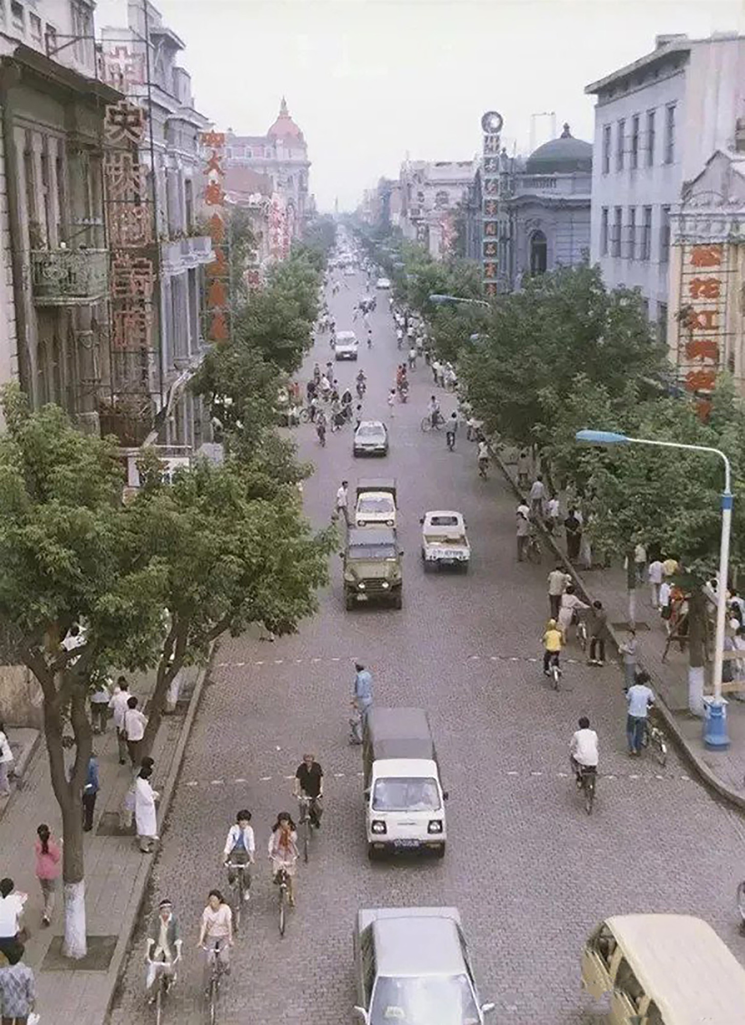 老照片：90年代的“冰城”哈尔滨，你怎么评价那时的哈尔滨？