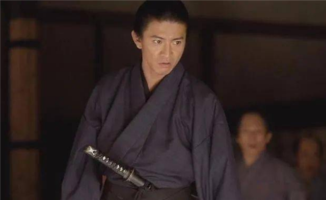 宫本武藏：日本第一剑客，少年成名从无败绩，晚年隐居不近女色