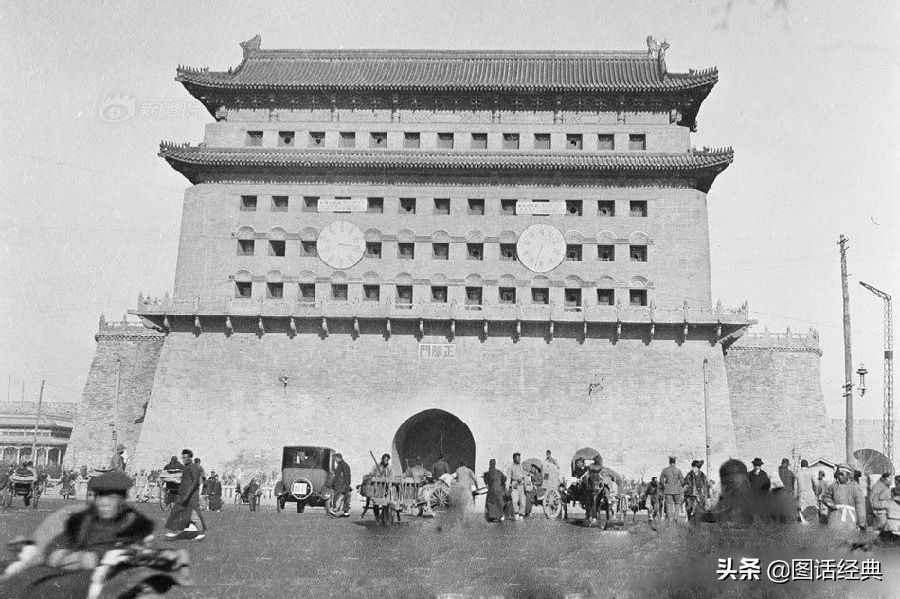 “北京古城墙”拆毁的场景你见过吗？城墙被拆与苏联又有何关系呢