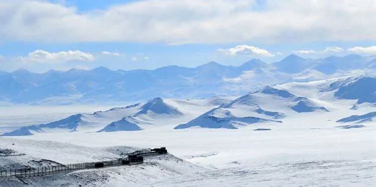 媲美喀纳斯，不输瑞士，新疆还秘藏着一个冰雪仙境