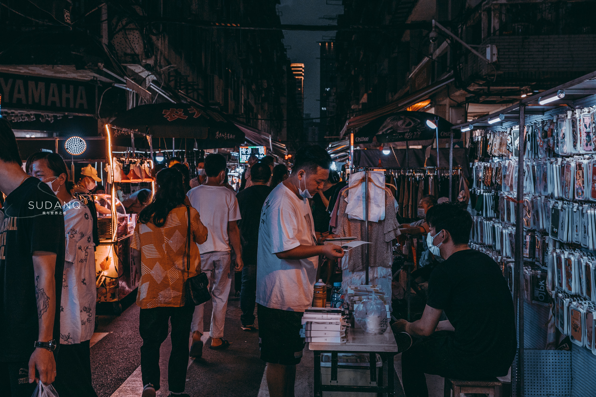 人间烟火中，武汉这条路太活跃了！1000米长的夜市尽是繁华