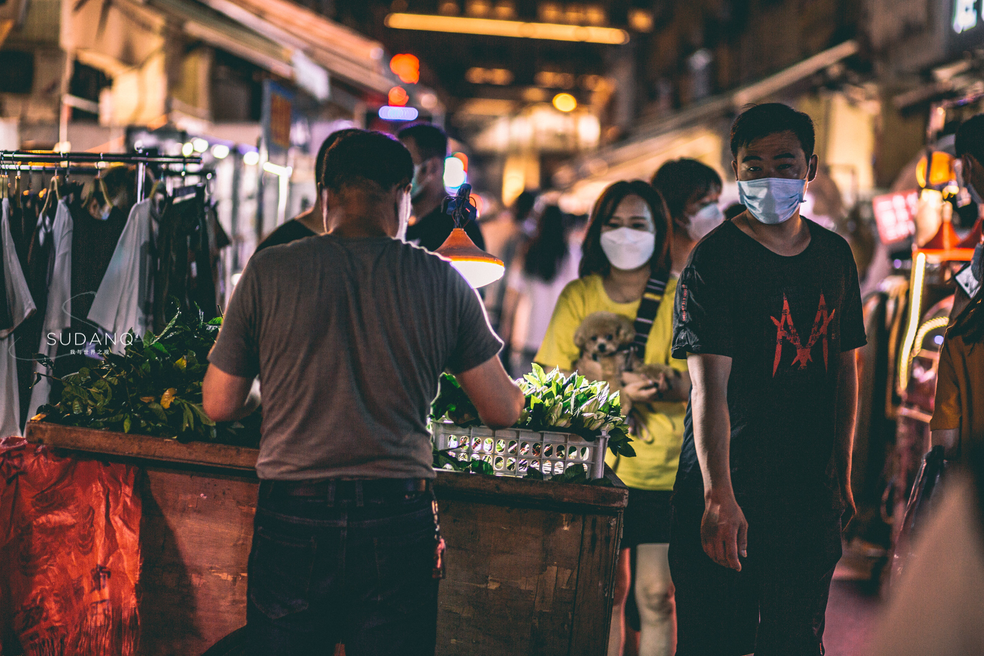 人间烟火中，武汉这条路太活跃了！1000米长的夜市尽是繁华