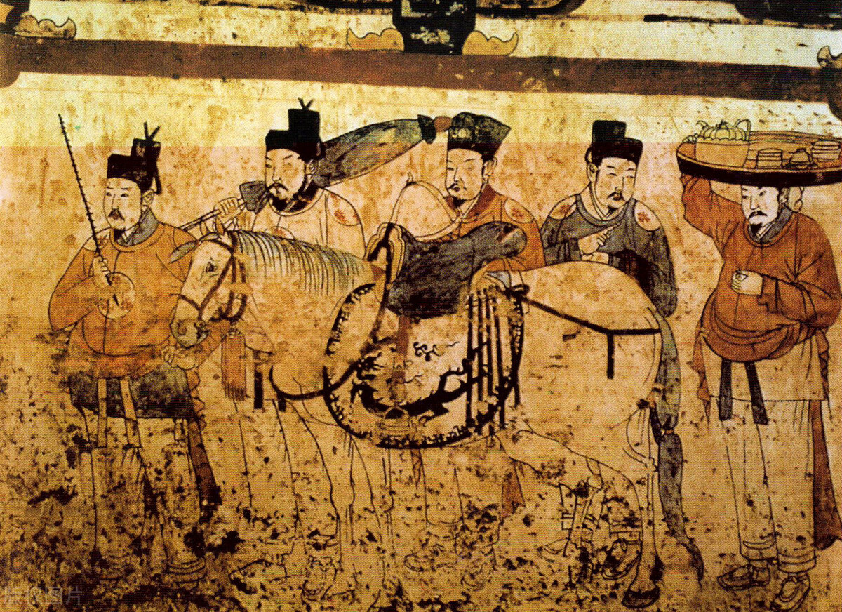 4000年历史中，除辽、金、清3朝外，东北还有12个政权崛起
