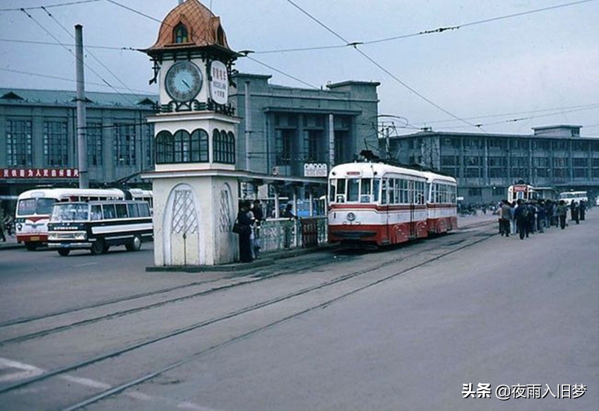 老照片：80年代的“北国冰城”哈尔滨，满眼都是俄式建筑