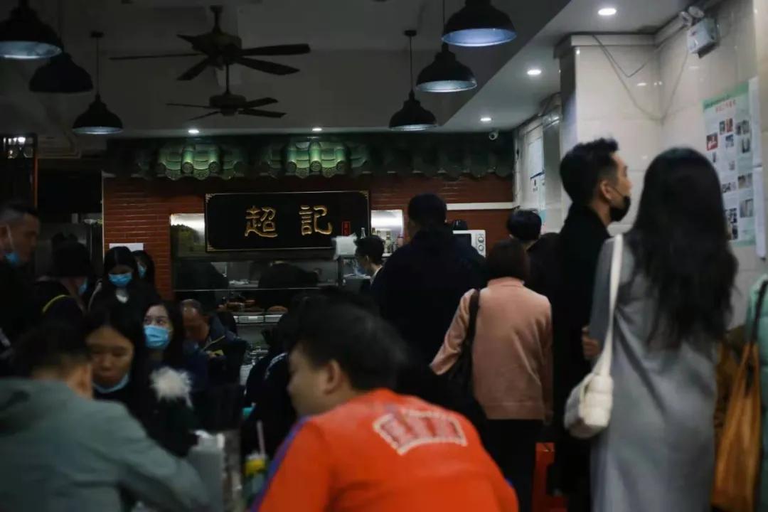 跟着当地人逛吃了三天，研究出了一份不出错的广州美食指南