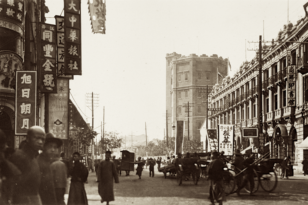 武汉旧影1920年代，奥略楼汉正街武昌城