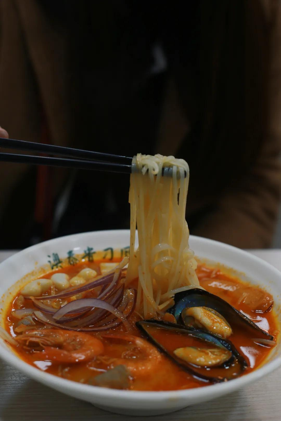 跟着当地人逛吃了三天，研究出了一份不出错的广州美食指南