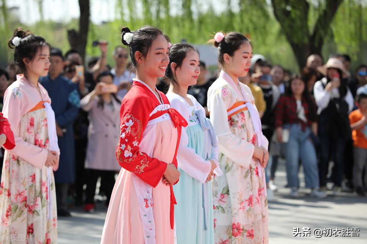 唐诗上巳节六首，三月初三日，浮桥拥看人