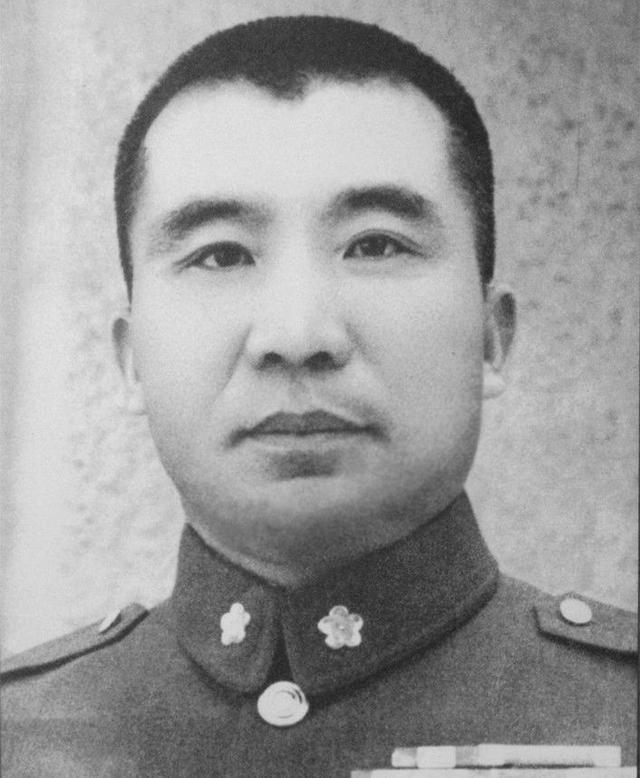 王耀武作为国民党战犯，为何还能葬在八宝山公墓？毛泽东如何评价