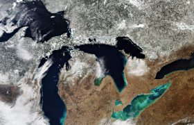从太空探索地球：哥白尼哨兵-3展示北美五大湖壮观景色