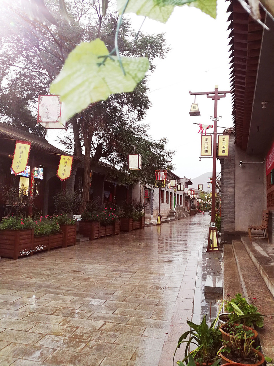 江西省“第一古街”，曾与景德镇并称为四大古镇，如今却少人问津