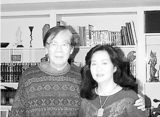 1977年柏杨出狱，妻离子散一无所有，小19岁张香华：我就嫁老丑穷