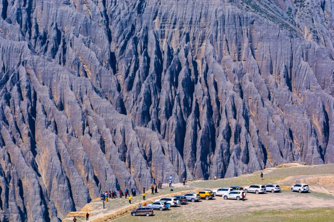 新疆这条公路，霸占了世界最顶级风光，此生一定要去一次