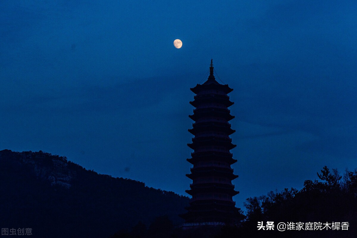 张若虚以一首《春江花月夜》，孤篇压倒全唐，洗去铅华，自然清丽