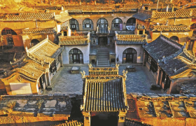 陕西清代的土豪庄园，号称陕西乔家大院，是“全国最大窑洞庄园”