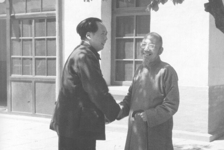《沁园春·雪》发表后轰动重庆，蒋介石责令陈布雷：你也写一首