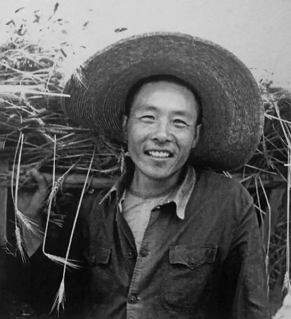 从1950到1976，火红年代里新中国不同职业的“劳动之美”