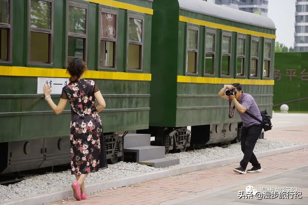 出场即巅峰，这条民国风汉口古街瞬间火了