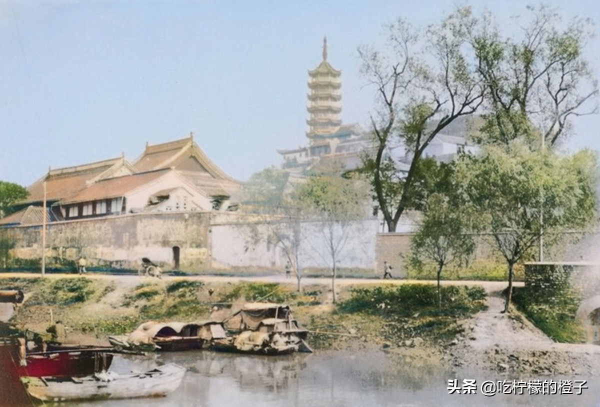 老照片：1928年的江苏镇江，一派古风古韵的京口古城