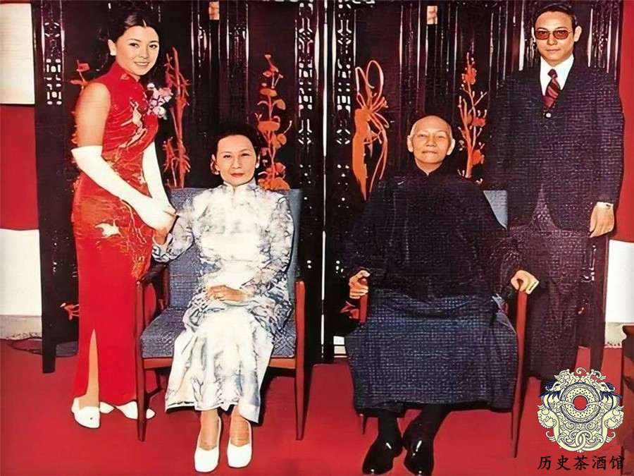历史名人生前最后一张老照片：格瓦拉毫无畏惧，老蒋被绑在椅子上