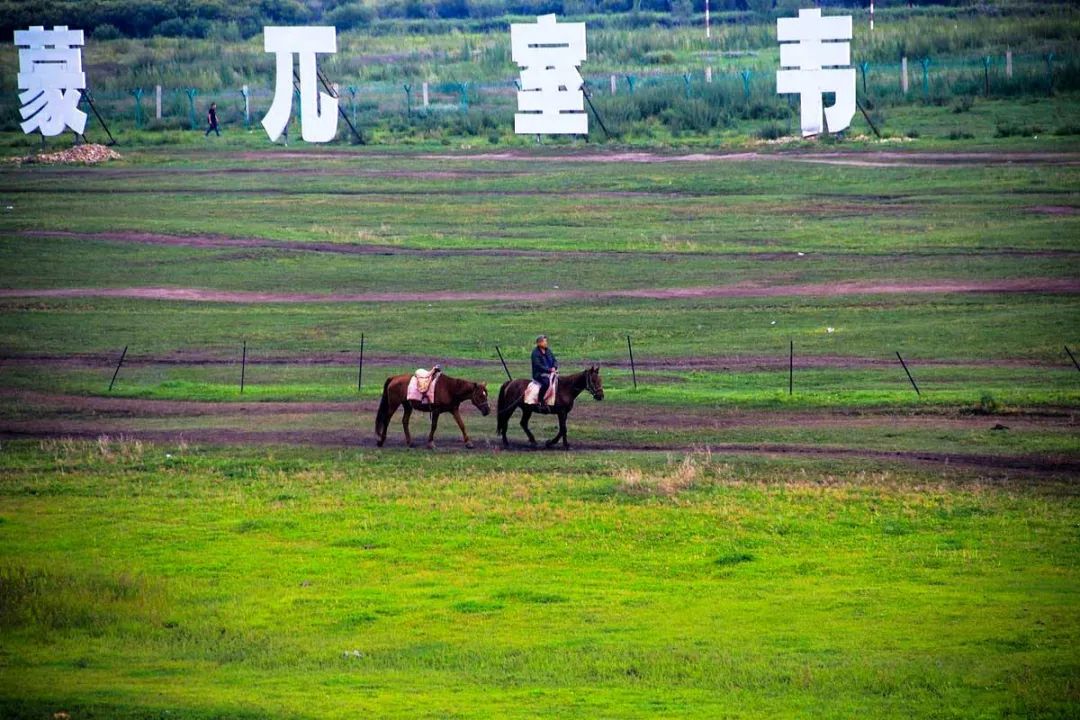 7月旅行指南上线，每一个都是神仙风景，只一眼就心动