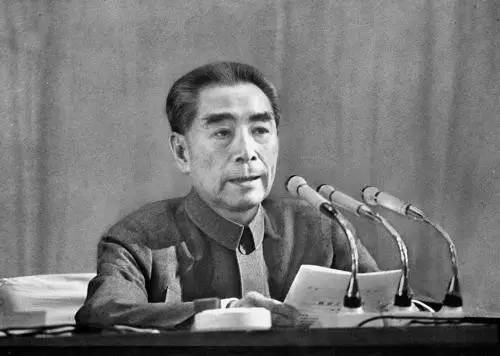1975年、蒋介石临终前曾秘密邀请毛泽东访问台湾，却为何没有下文
