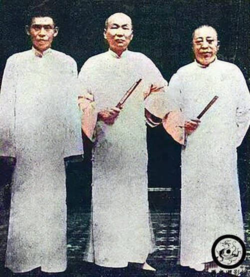 一组名人罕见合影：图3是上海青帮三大亨，图8是马云和金庸先生