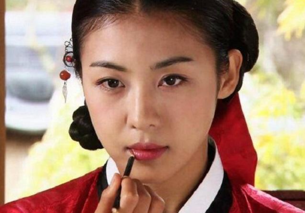 古代朝鲜为什么选12岁的女童入宫：帮皇帝检验处女，沦为高官玩物