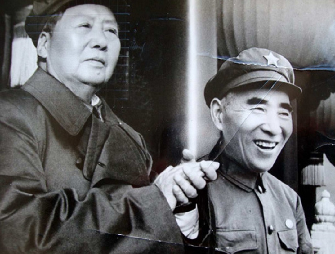 王光美第一次见林彪后的评价：他不像将军，但极似白面书生